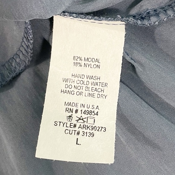 Sadie & Sage Deep V Plunge Romper Shorts Set Soft Indigo Blue NWT Anthropologie - Picture 12 of 12